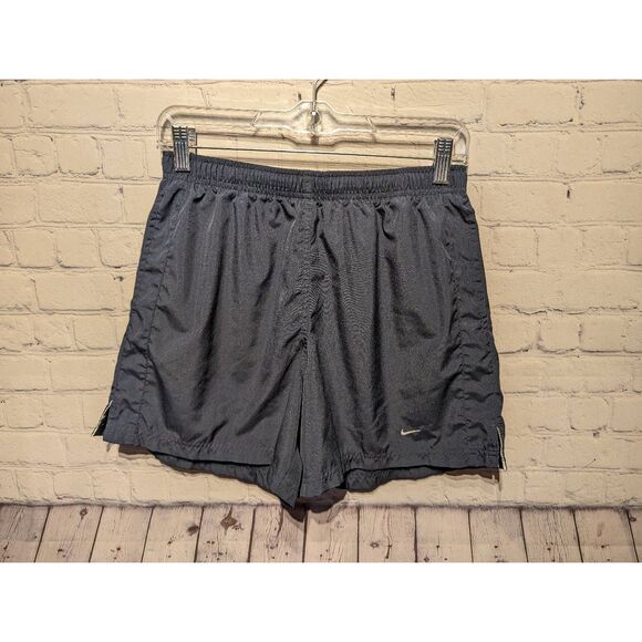 Nike athletic shorts size small* - Picture 1 of 2